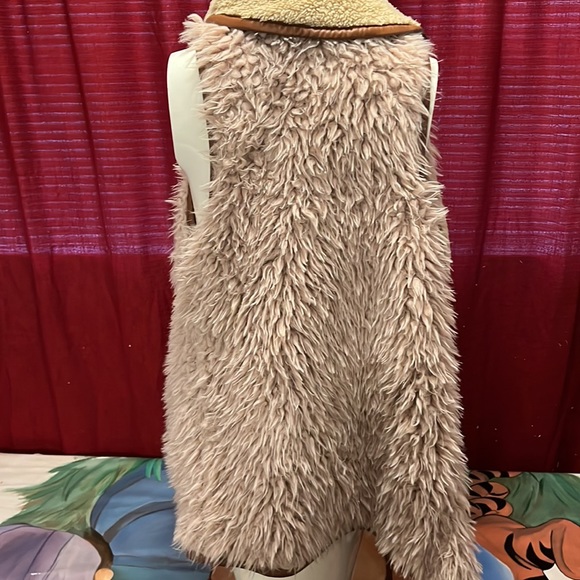 Faux sheep Fleece jacket. Reversible with soft thick velour & thick Sherpa vest - Picture 4 of 7